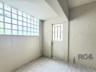 Casa à venda com 429m², 4 quartos, 4 suítes, 3 vagas no bairro Petrópolis em Porto Alegre - Foto 21