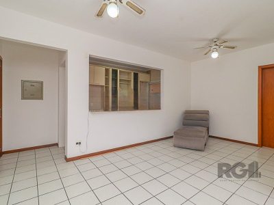 Apartamento à venda com 99m², 3 quartos, 1 suíte, 1 vaga no bairro Passo d'Areia em Porto Alegre - Foto 6