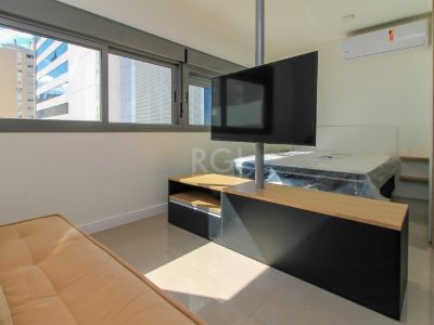 Apartamento à venda com 38m², 1 quarto, 1 vaga no bairro Jardim Europa em Porto Alegre - Foto 3