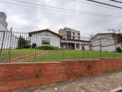 Casa à venda com 285m², 3 quartos, 1 suíte, 3 vagas no bairro Petrópolis em Porto Alegre - Foto 41