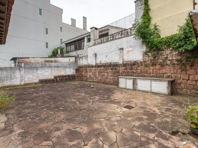 Casa à venda com 285m², 3 quartos, 1 suíte, 3 vagas no bairro Petrópolis em Porto Alegre - Foto 26