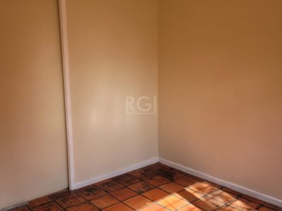 Apartamento à venda com 93m², 3 quartos, 1 suíte, 1 vaga no bairro Moinhos de Vento em Porto Alegre - Foto 9