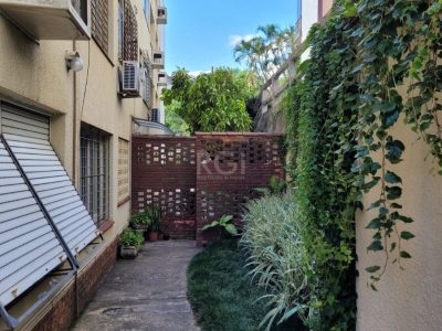 Apartamento à venda com 93m², 3 quartos, 1 suíte, 1 vaga no bairro Moinhos de Vento em Porto Alegre - Foto 24