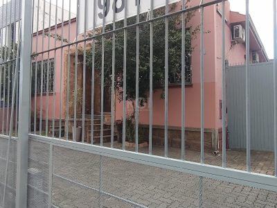 Casa à venda com 152m², 3 quartos, 3 vagas no bairro Medianeira em Porto Alegre - Foto 16