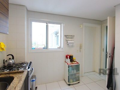 Apartamento à venda com 106m², 3 quartos, 1 suíte, 2 vagas no bairro Passo d'Areia em Porto Alegre - Foto 13