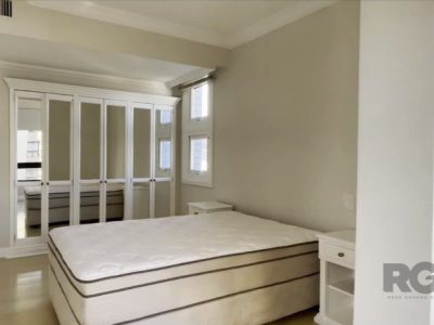 Cobertura à venda com 358m², 3 quartos, 2 suítes, 3 vagas no bairro Bela Vista em Porto Alegre - Foto 28