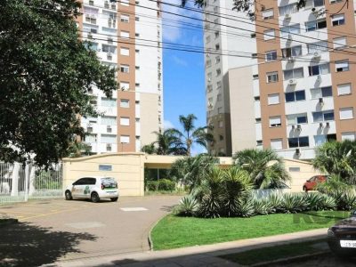 Apartamento à venda com 65m², 3 quartos, 1 suíte, 1 vaga no bairro Vila Ipiranga em Porto Alegre - Foto 10