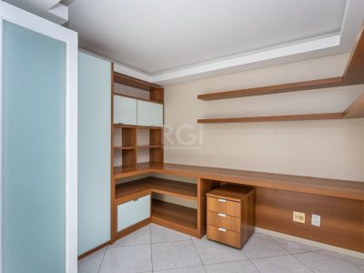 Apartamento à venda com 141m², 3 quartos, 1 suíte, 3 vagas no bairro Rio Branco em Porto Alegre - Foto 5