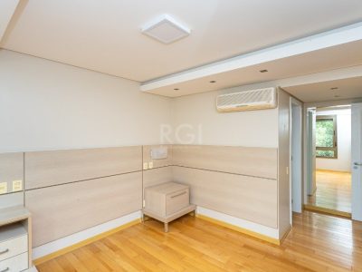 Apartamento à venda com 141m², 3 quartos, 1 suíte, 3 vagas no bairro Rio Branco em Porto Alegre - Foto 13