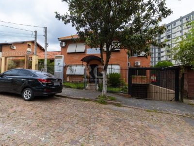 Casa à venda com 500m², 4 quartos, 1 suíte, 5 vagas no bairro Boa Vista em Porto Alegre - Foto 27