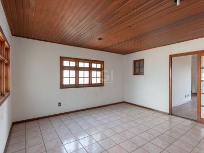 Casa à venda com 460m², 4 quartos, 1 suíte, 4 vagas no bairro Cristal em Porto Alegre - Foto 33