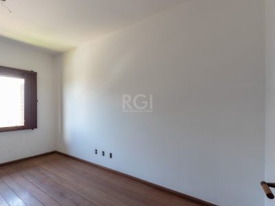 Casa à venda com 460m², 4 quartos, 1 suíte, 4 vagas no bairro Cristal em Porto Alegre - Foto 37