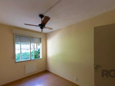 Apartamento à venda com 65m², 2 quartos, 1 suíte no bairro Centro Histórico em Porto Alegre - Foto 11