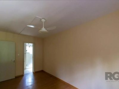 Apartamento à venda com 65m², 2 quartos, 1 suíte no bairro Centro Histórico em Porto Alegre - Foto 15