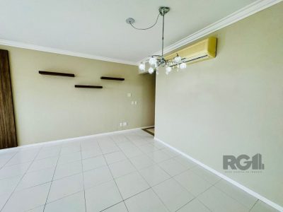 Apartamento à venda com 95m², 3 quartos, 1 suíte, 2 vagas no bairro Jardim Botânico em Porto Alegre - Foto 4