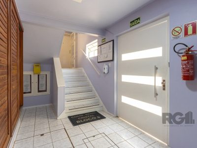 Apartamento à venda com 51m², 2 quartos, 1 vaga no bairro Cristal em Porto Alegre - Foto 4