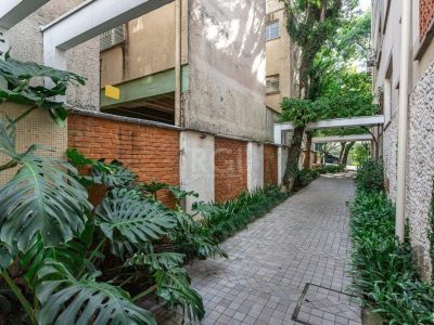 Apartamento à venda com 70m², 2 quartos, 1 vaga no bairro Moinhos de Vento em Porto Alegre - Foto 26