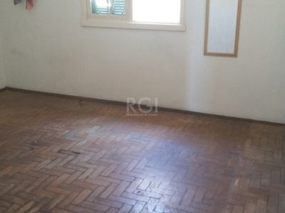 Casa à venda com 108m², 4 quartos, 1 vaga no bairro Santa Tereza em Porto Alegre - Foto 12