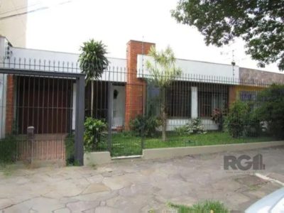 Casa à venda com 234m², 4 quartos, 4 vagas no bairro Menino Deus em Porto Alegre - Foto 16