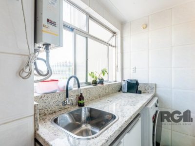 Apartamento à venda com 73m², 2 quartos, 1 suíte, 1 vaga no bairro Petrópolis em Porto Alegre - Foto 10