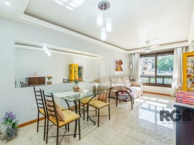 Apartamento à venda com 73m², 2 quartos, 1 suíte, 1 vaga no bairro Petrópolis em Porto Alegre - Foto 4