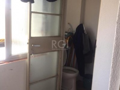 Apartamento à venda com 75m², 2 quartos, 1 vaga no bairro Tristeza em Porto Alegre - Foto 9