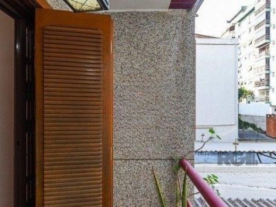 Apartamento à venda com 67m², 2 quartos, 1 vaga no bairro Rio Branco em Porto Alegre - Foto 4