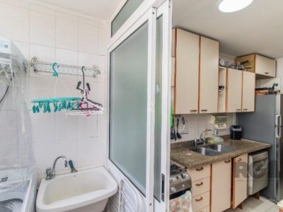 Apartamento à venda com 75m², 3 quartos, 1 suíte, 1 vaga no bairro Santana em Porto Alegre - Foto 9