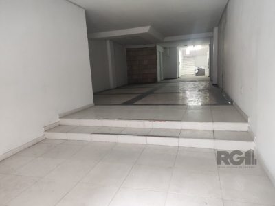 Loja à venda com 390m² no bairro Centro Histórico em Porto Alegre - Foto 4