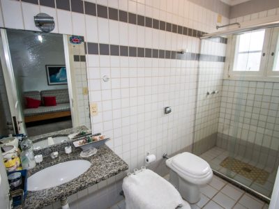 Casa à venda com 489m², 4 quartos, 2 suítes, 3 vagas no bairro Cristal em Porto Alegre - Foto 29