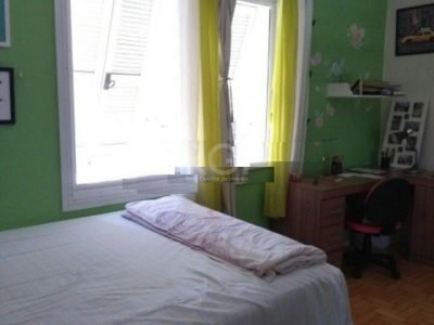 Apartamento à venda com 87m², 3 quartos, 2 vagas no bairro Medianeira em Porto Alegre - Foto 12