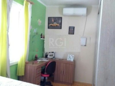 Apartamento à venda com 87m², 3 quartos, 2 vagas no bairro Medianeira em Porto Alegre - Foto 13