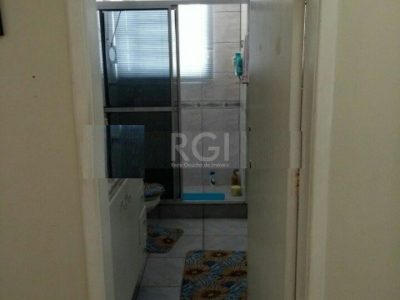 Apartamento à venda com 87m², 3 quartos, 2 vagas no bairro Medianeira em Porto Alegre - Foto 14