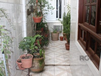 Apartamento à venda com 75m², 3 quartos no bairro Moinhos de Vento em Porto Alegre - Foto 14