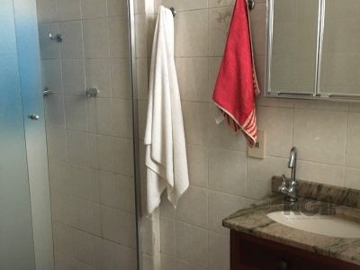 Apartamento à venda com 75m², 3 quartos no bairro Moinhos de Vento em Porto Alegre - Foto 16