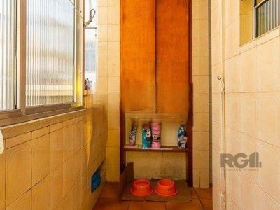 Apartamento à venda com 77m², 3 quartos, 1 suíte, 1 vaga no bairro Menino Deus em Porto Alegre - Foto 15