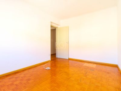 Apartamento à venda com 70m², 2 quartos, 1 vaga no bairro Higienópolis em Porto Alegre - Foto 12