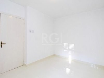 Apartamento à venda com 110m², 4 quartos, 1 suíte, 4 vagas no bairro Ipanema em Porto Alegre - Foto 22