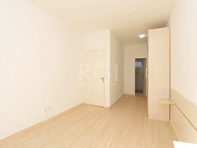 Apartamento à venda com 110m², 4 quartos, 1 suíte, 4 vagas no bairro Ipanema em Porto Alegre - Foto 27