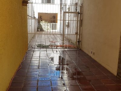 Casa à venda com 400m², 5 quartos, 3 vagas no bairro Santana em Porto Alegre - Foto 15