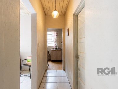 Casa à venda com 90m², 2 quartos, 2 vagas no bairro Cristal em Porto Alegre - Foto 16