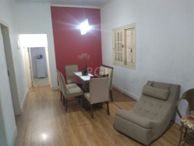 Casa à venda com 200m², 3 quartos, 2 suítes, 4 vagas no bairro Jardim Itu em Porto Alegre - Foto 7