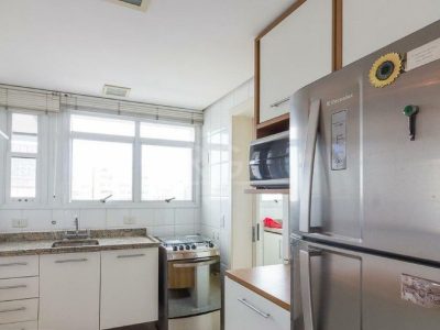 Apartamento à venda com 89m², 2 quartos, 1 suíte, 2 vagas no bairro Moinhos de Vento em Porto Alegre - Foto 20