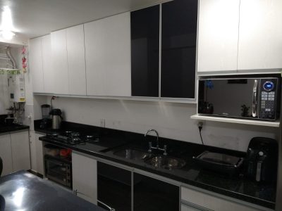 Apartamento à venda com 75m², 3 quartos, 1 suíte, 1 vaga no bairro São Sebastião em Porto Alegre - Foto 11