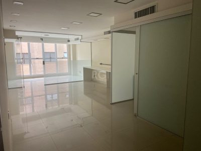 Conjunto/Sala à venda com 52m² no bairro Moinhos de Vento em Porto Alegre - Foto 5