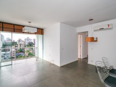 Apartamento à venda com 86m², 3 quartos, 1 suíte, 2 vagas no bairro Petrópolis em Porto Alegre - Foto 2