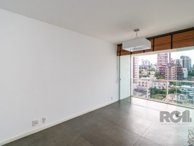 Apartamento à venda com 86m², 3 quartos, 1 suíte, 2 vagas no bairro Petrópolis em Porto Alegre - Foto 3