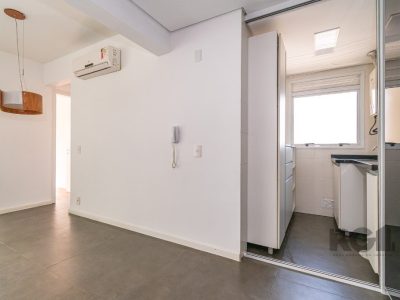 Apartamento à venda com 86m², 3 quartos, 1 suíte, 2 vagas no bairro Petrópolis em Porto Alegre - Foto 10