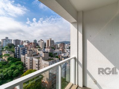 Apartamento à venda com 86m², 3 quartos, 1 suíte, 2 vagas no bairro Petrópolis em Porto Alegre - Foto 4