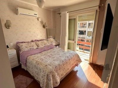 Apartamento à venda com 79m², 2 quartos, 1 suíte, 3 vagas no bairro Passo d'Areia em Porto Alegre - Foto 3